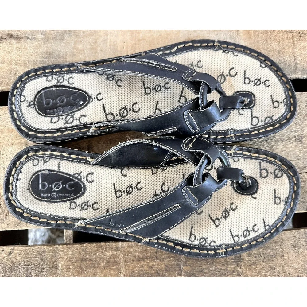 Born Sandals Thong Flip Flops Slides Black Leather Women's 9 M